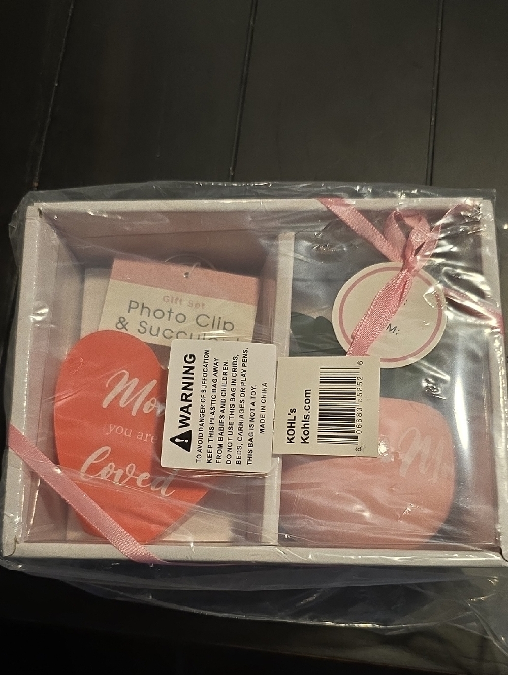 Kohl's Pink Heart Gift Box with Clips and Tags For Mom